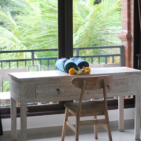 Hanaka Riverside Ubud Exterior photo